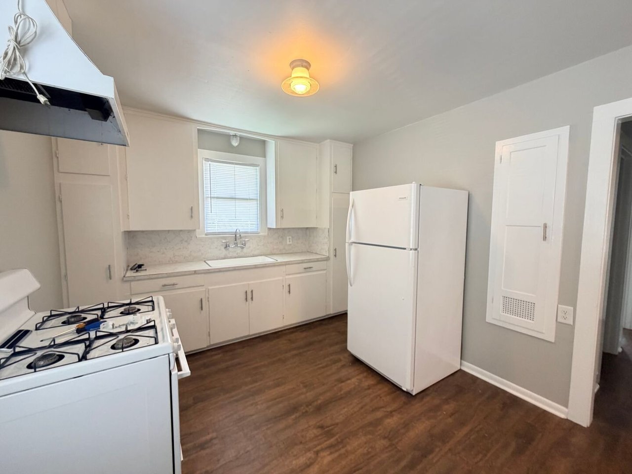 110 Lantana Apt. B Victoria, TX 77901