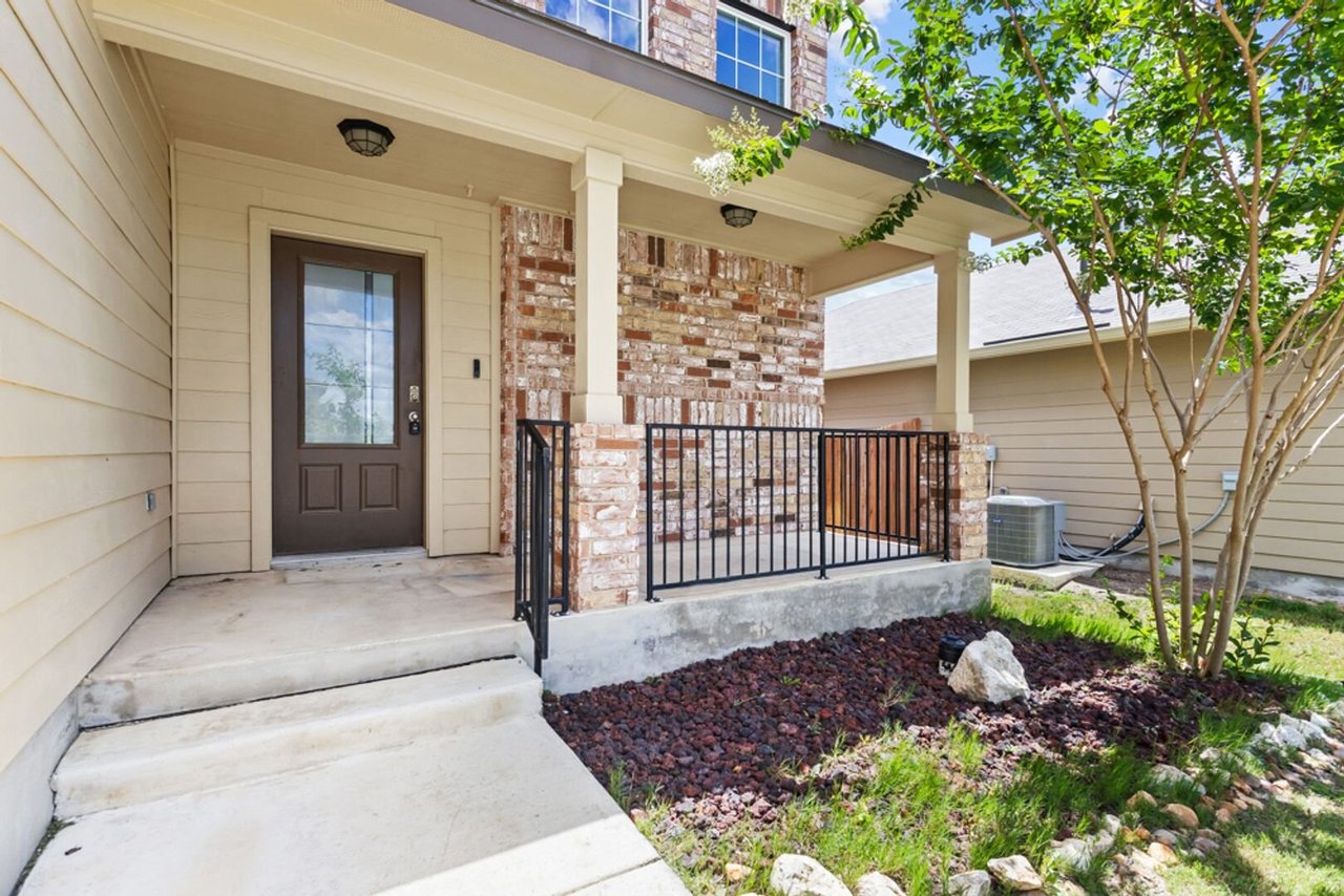 187 Scarlet Macaw San Antonio, TX 78253