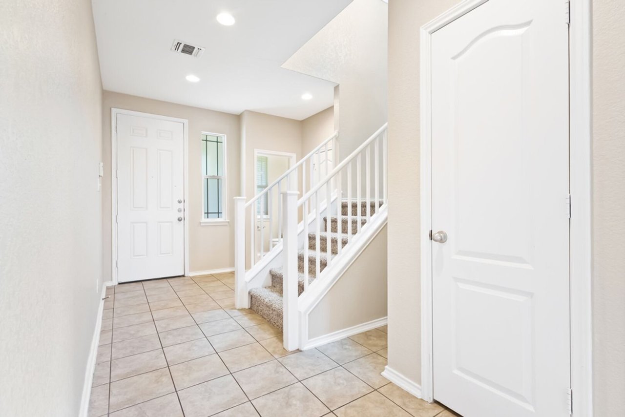 5114 Mustang Cove San Antonio, TX 78244