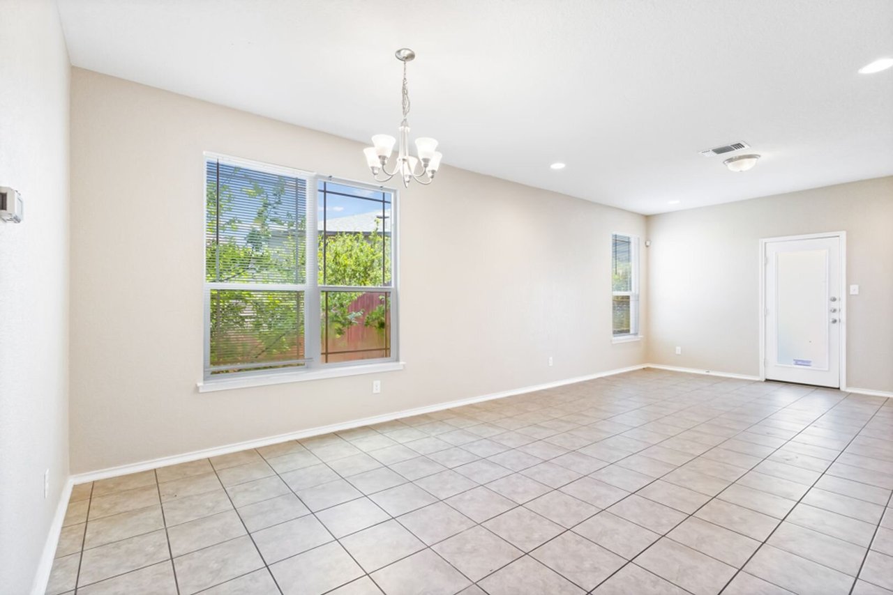 5114 Mustang Cove San Antonio, TX 78244