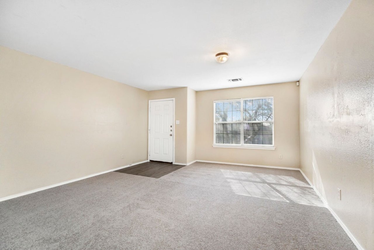 8615 Harvest Moon San Antonio, TX 78245