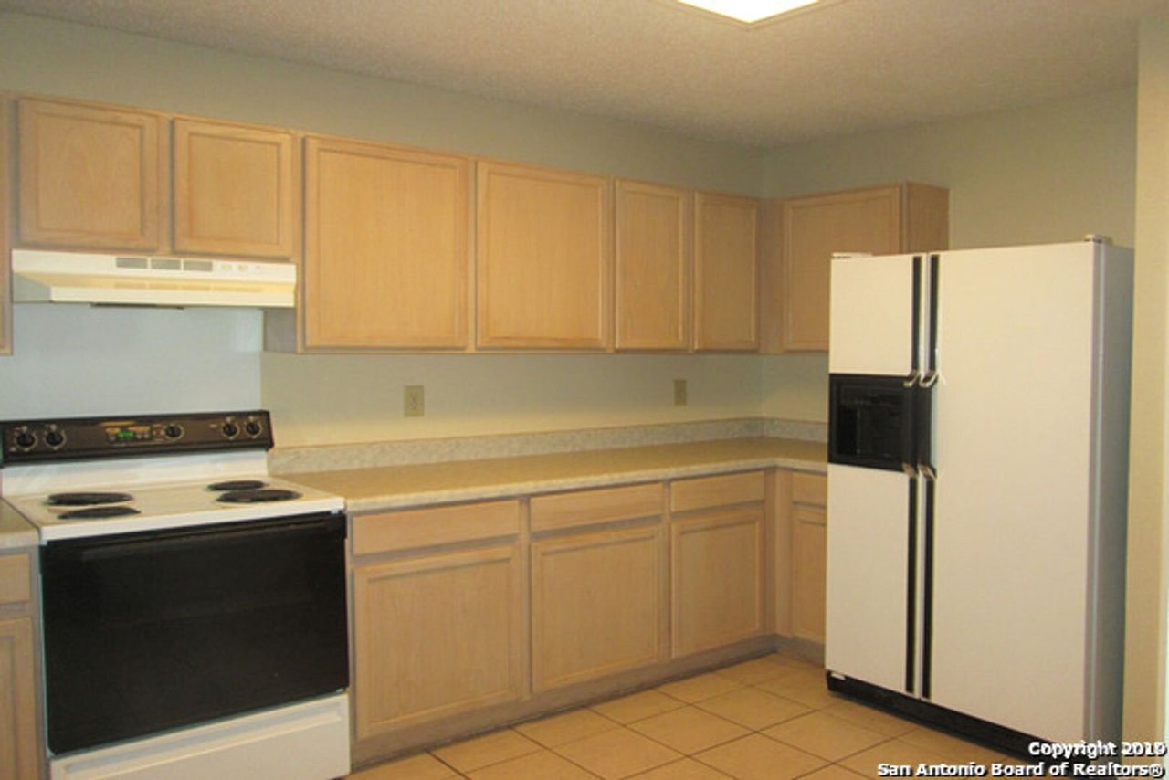 6718 Badger Pass Dr San Antonio, TX 78239