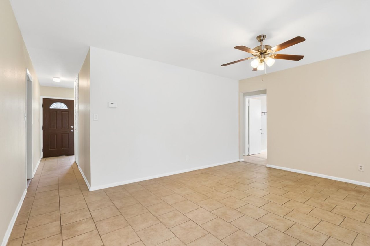 4318 Sun Gate San Antonio, TX 78217