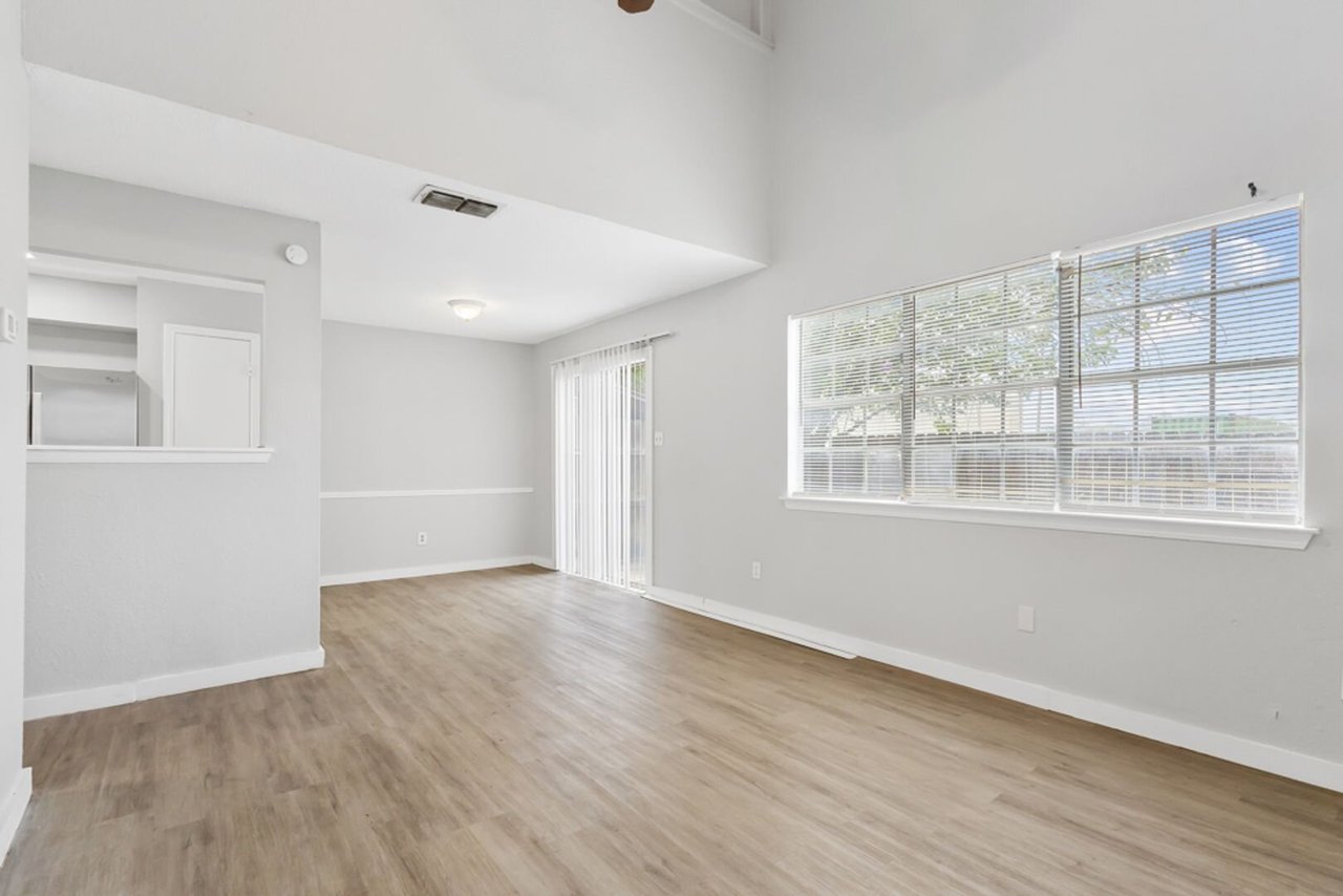 6710 Windsor Hollow San Antonio, TX 78239
