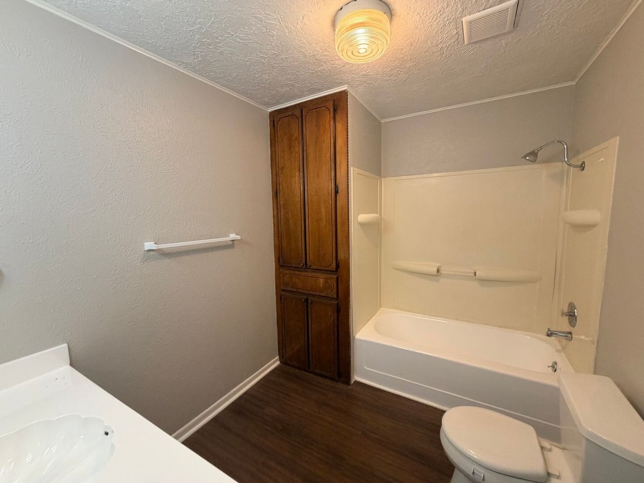 3002 N Main Victoria, TX 77901