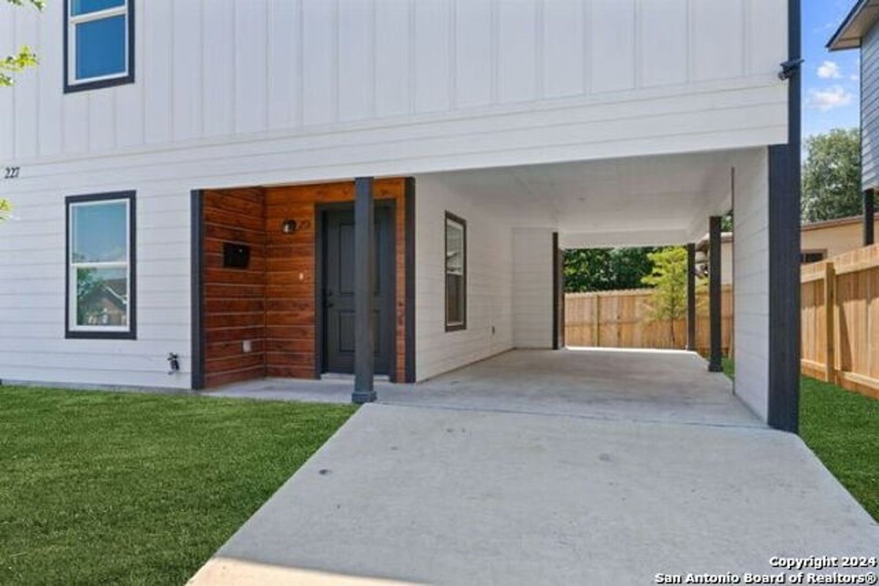 227 S Grimes St Unit 102 San Antonio, TX 78203