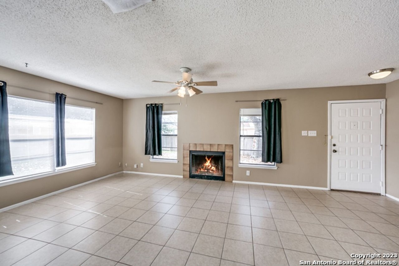 6854 Arbor Springs Dr San Antonio, TX 78249