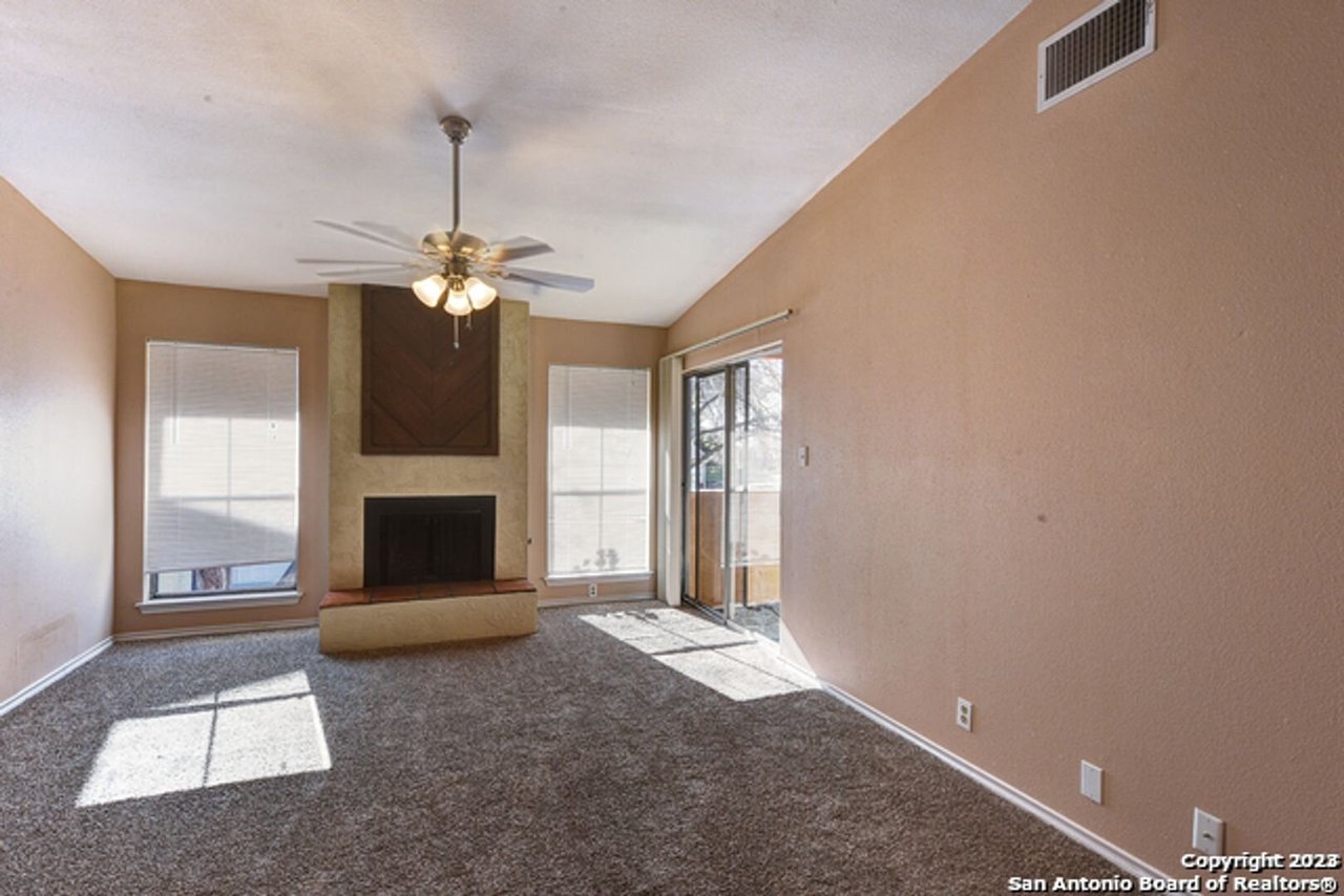 1431 Loma Alto Rd #4 San Antonio, TX 78232