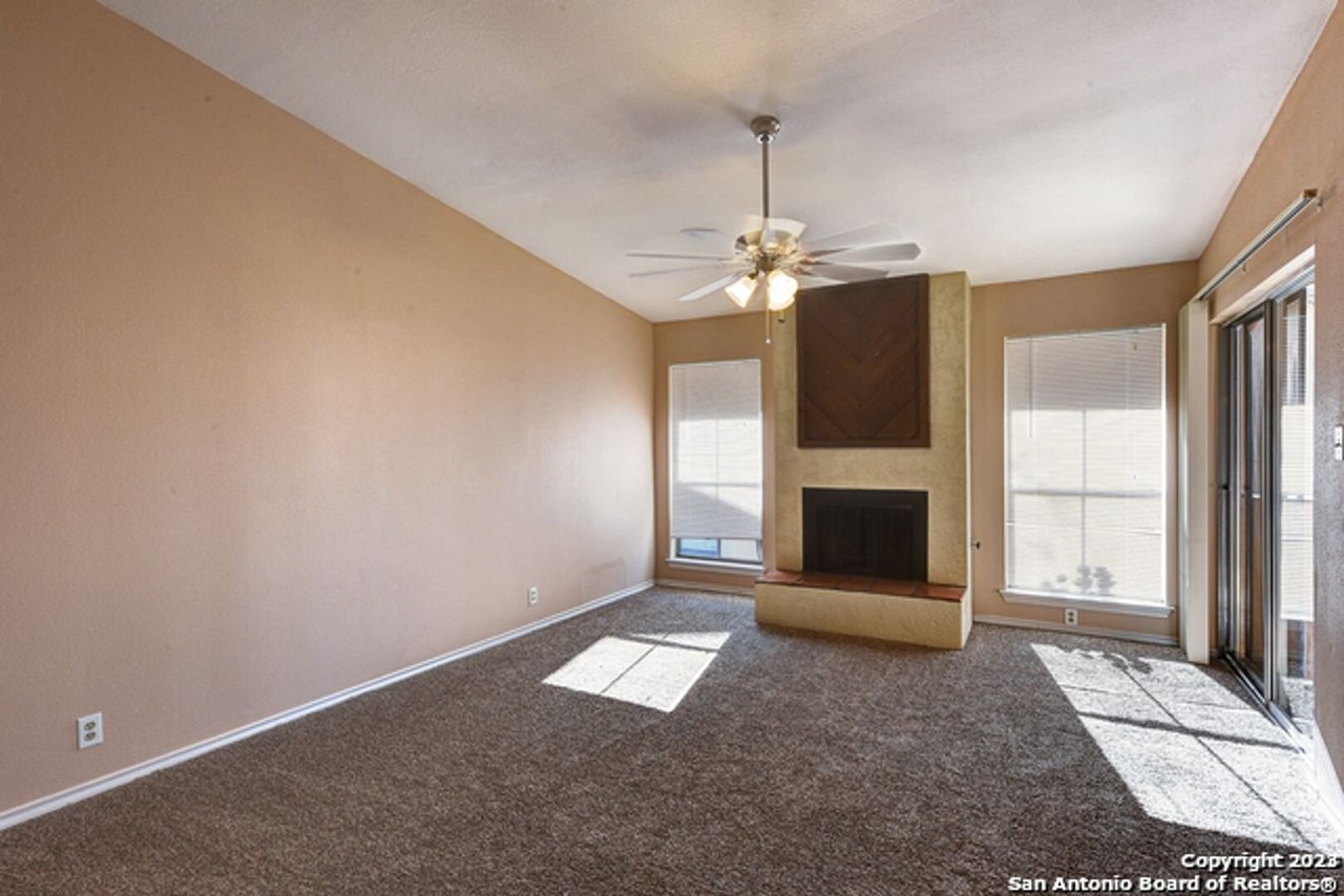 1431 Loma Alto Rd #4 San Antonio, TX 78232