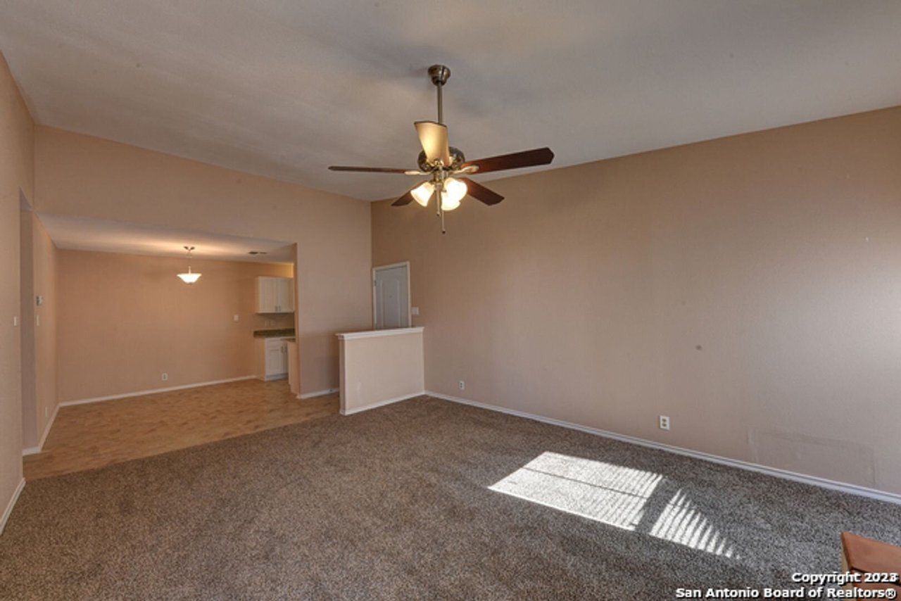 1431 Loma Alto Rd #4 San Antonio, TX 78232