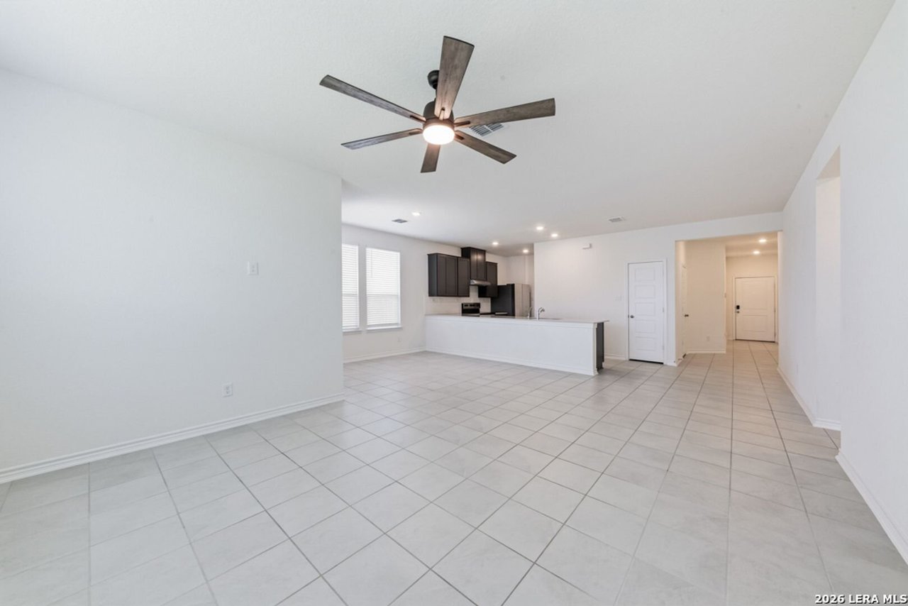702 Cedar Keys San Antonio, TX 78245