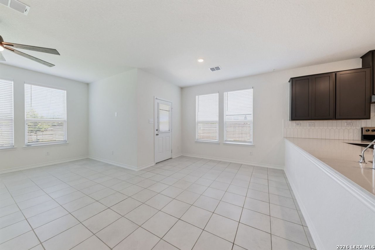 702 Cedar Keys San Antonio, TX 78245