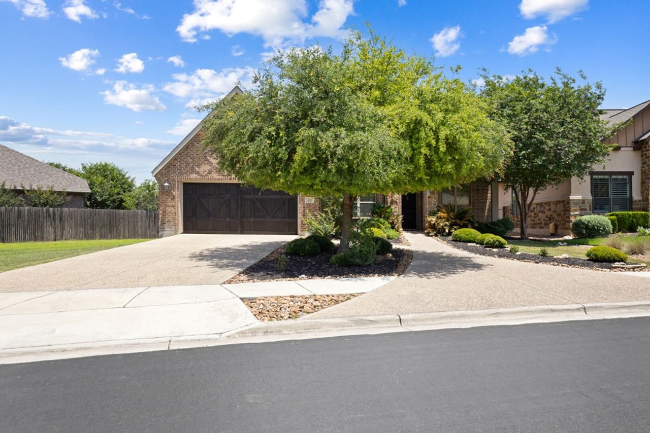 420 Mission Hill Run New Braunfels, TX 78132