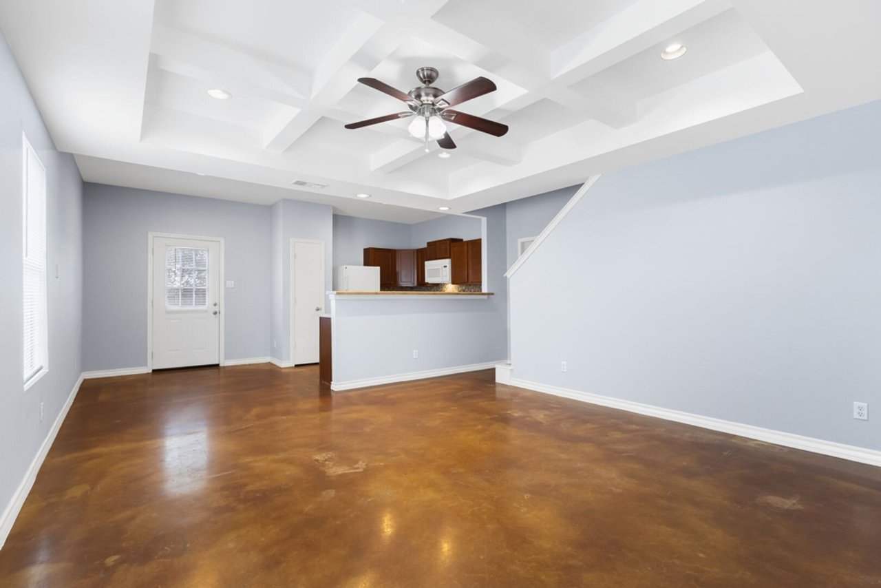 5002 Summit Wood #4 #4 San Antonio, TX 78229