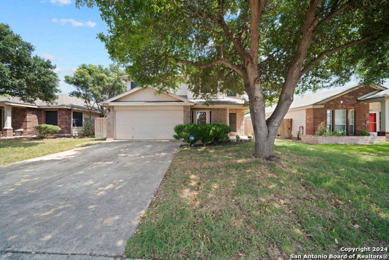 8926 Valhalla Selma, TX 78154