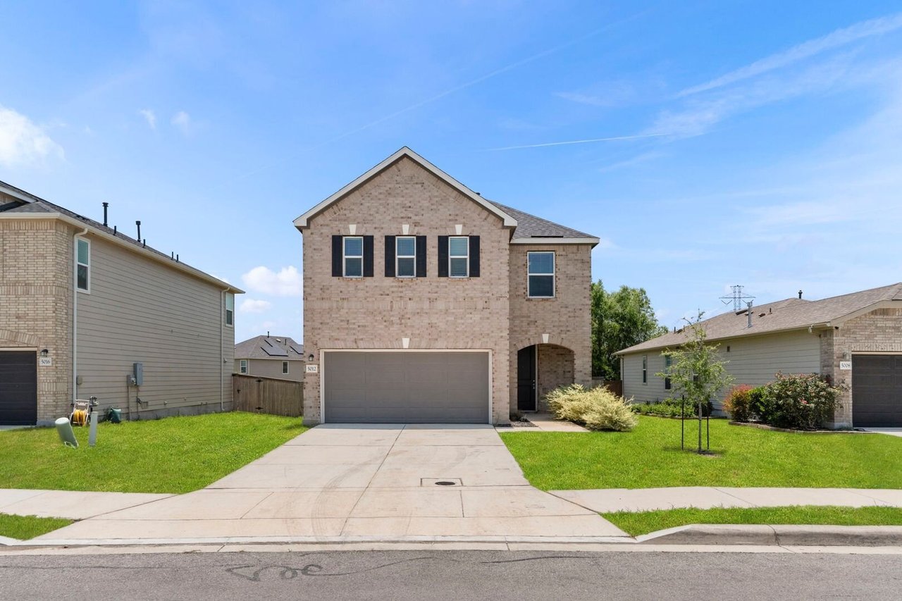 5012 Arrow Vista Marion, TX 78124