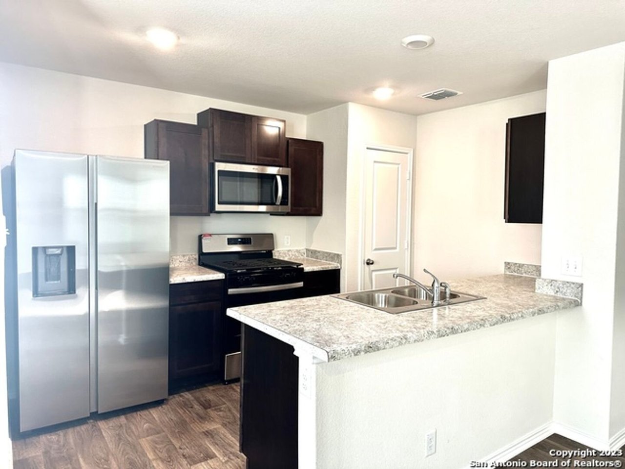 9922 Yellow Lake San Antonio, TX 78254