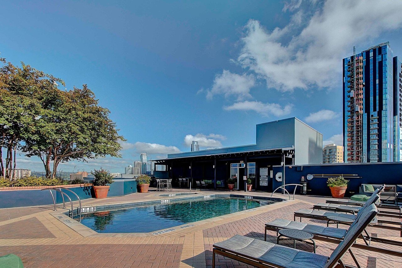54 Rainey Street Apt 410 Austin, TX 78701