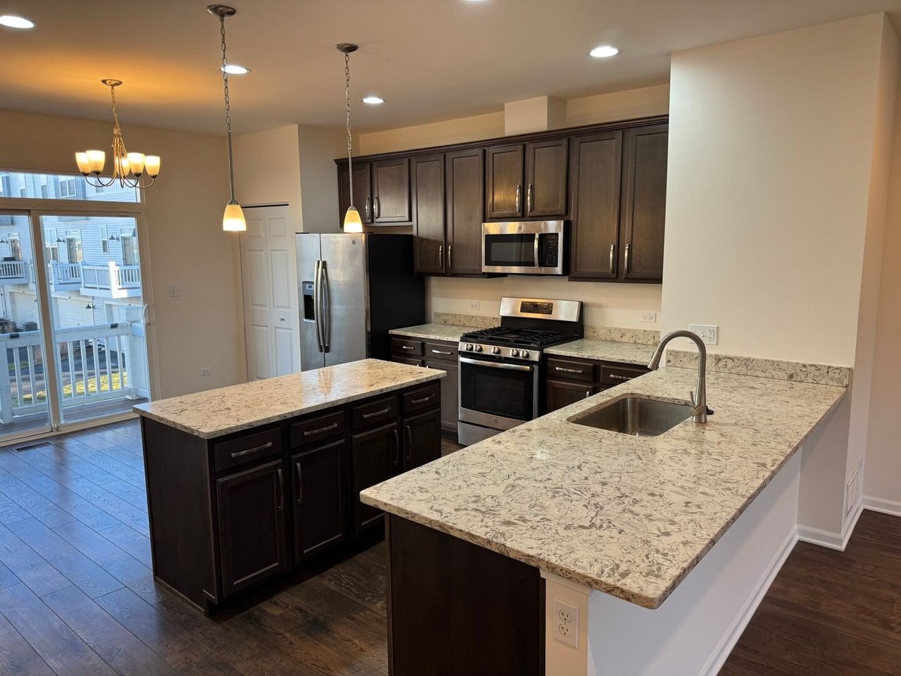 4170 Irving Road Aurora, IL 60504