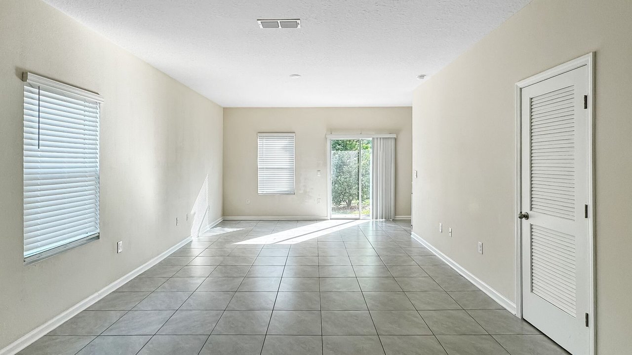 9610 Baylin Ct Jacksonville, FL 32256