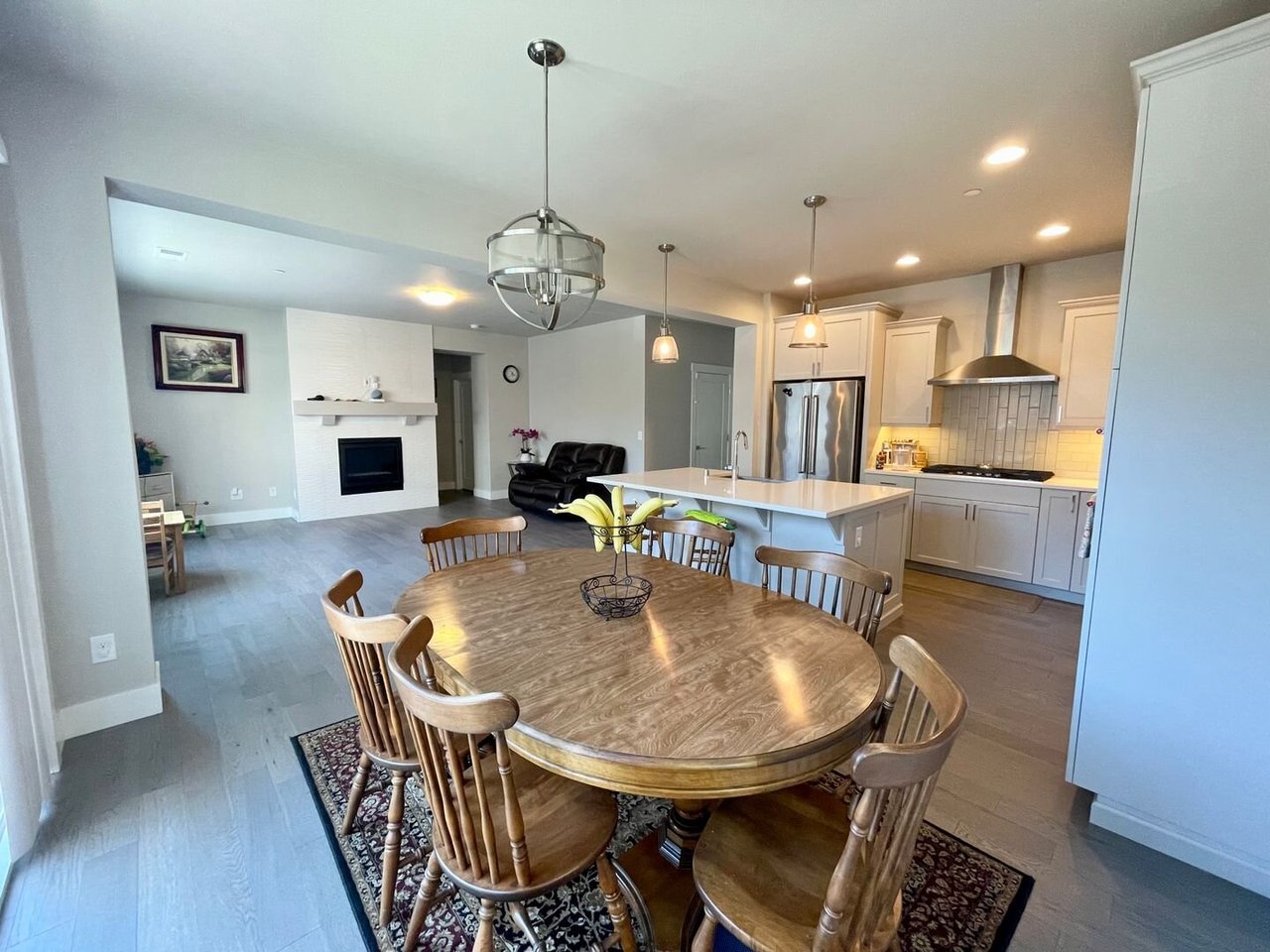 22275 9th Ct. SE Bothell, WA 98021