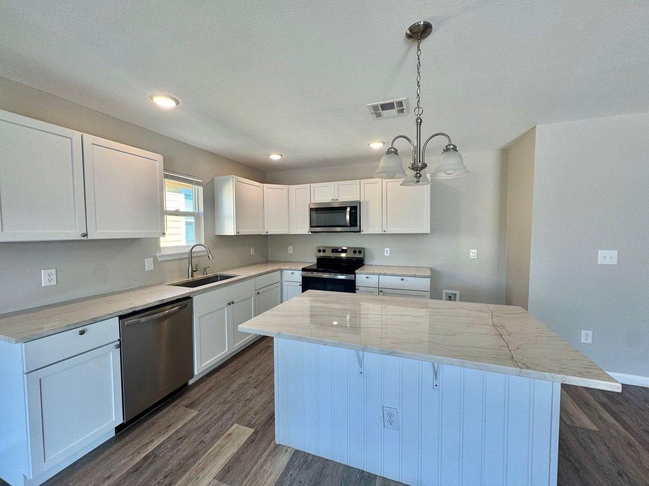4111 W 57th St - Unit A Tulsa, OK 74107