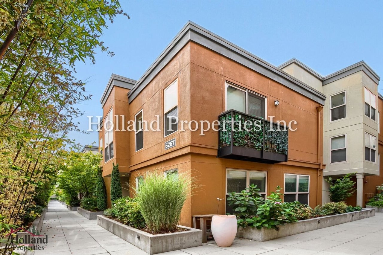 6267 NE Carillion DR Unit 104 Hillsboro, OR 97124