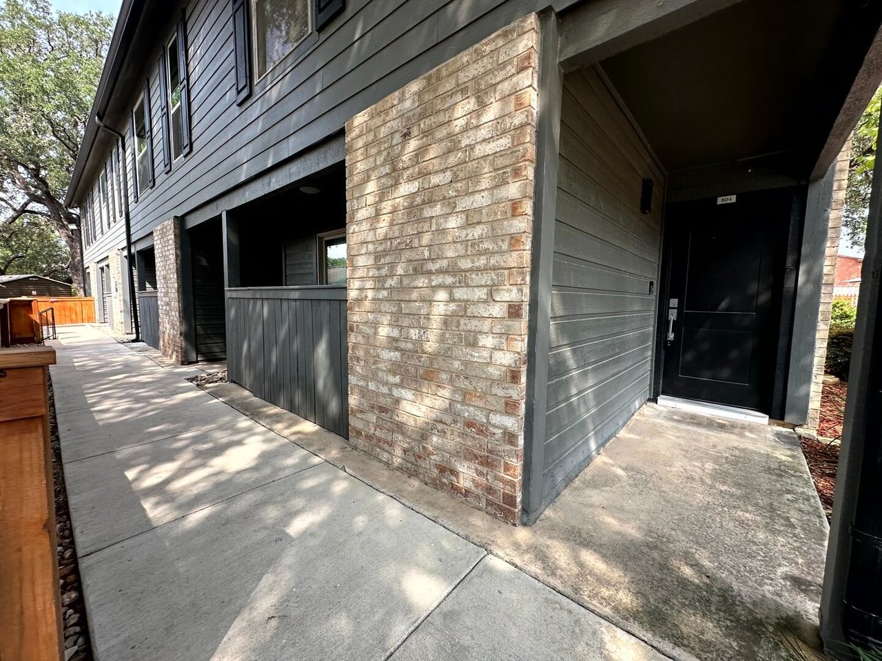 2718 Old Field Drive #804 San Antonio, TX 78247
