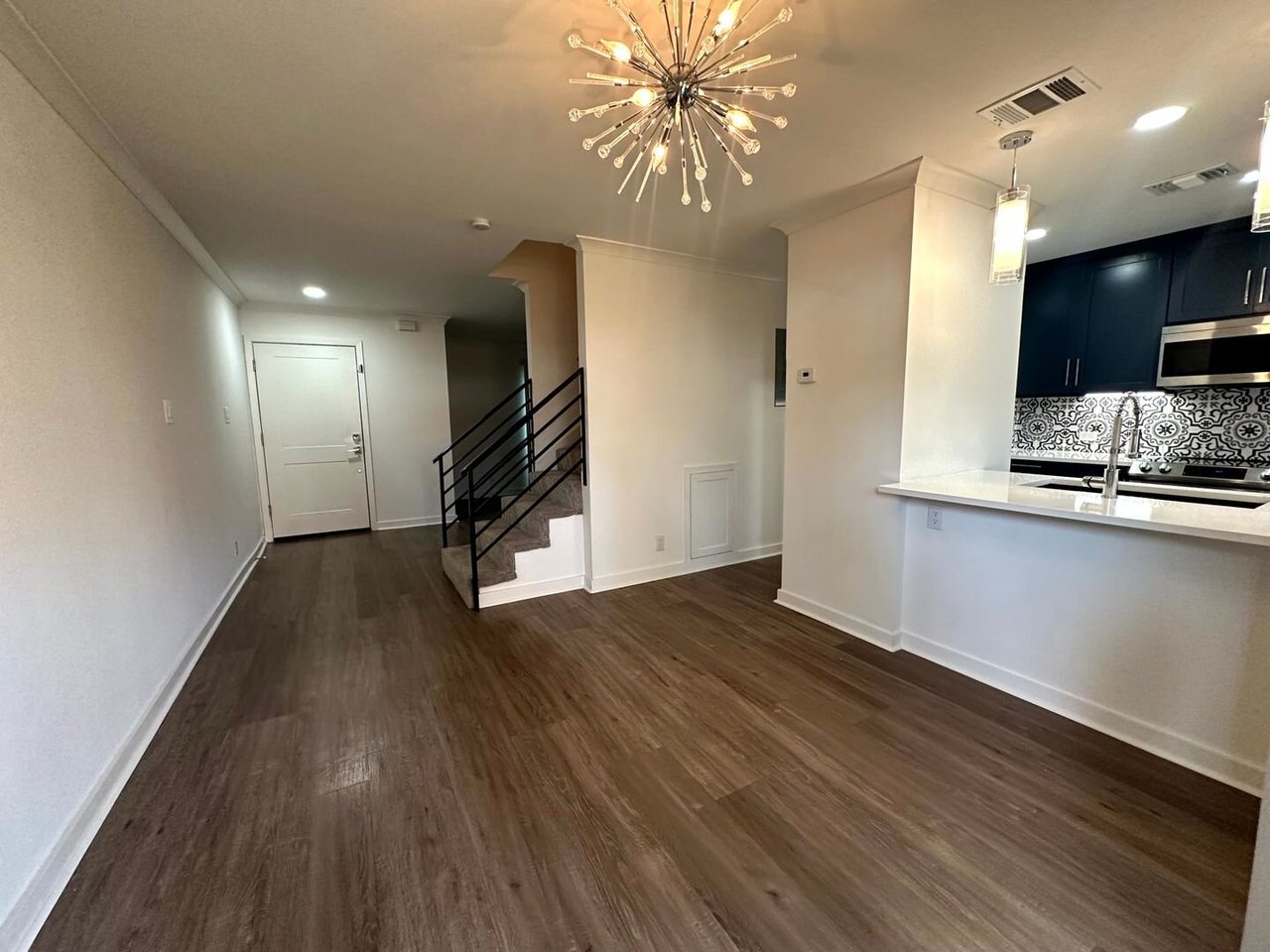 2718 Old Field Drive #804 San Antonio, TX 78247