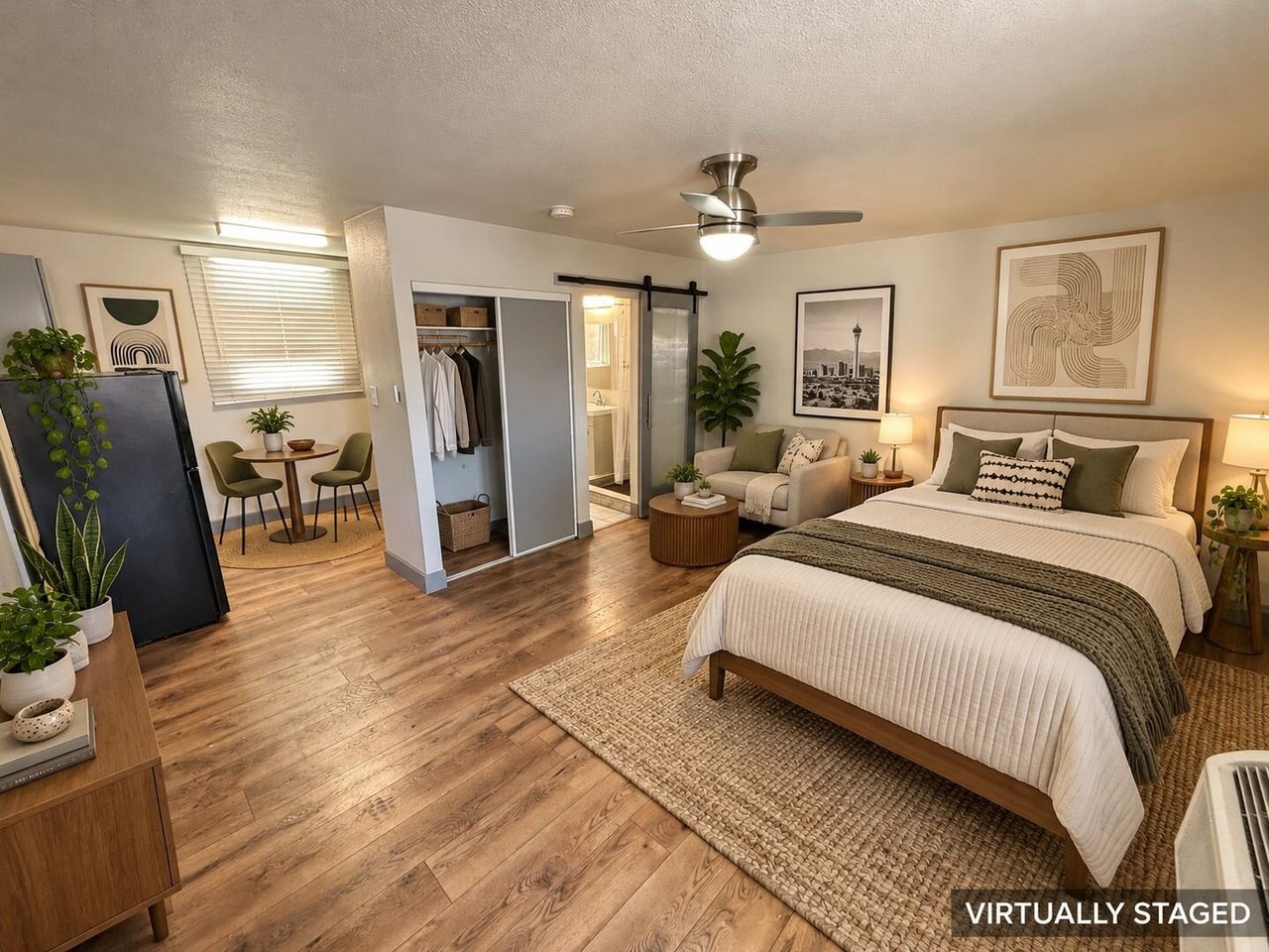 311 N 16th St #03 Las Vegas, NV 89101