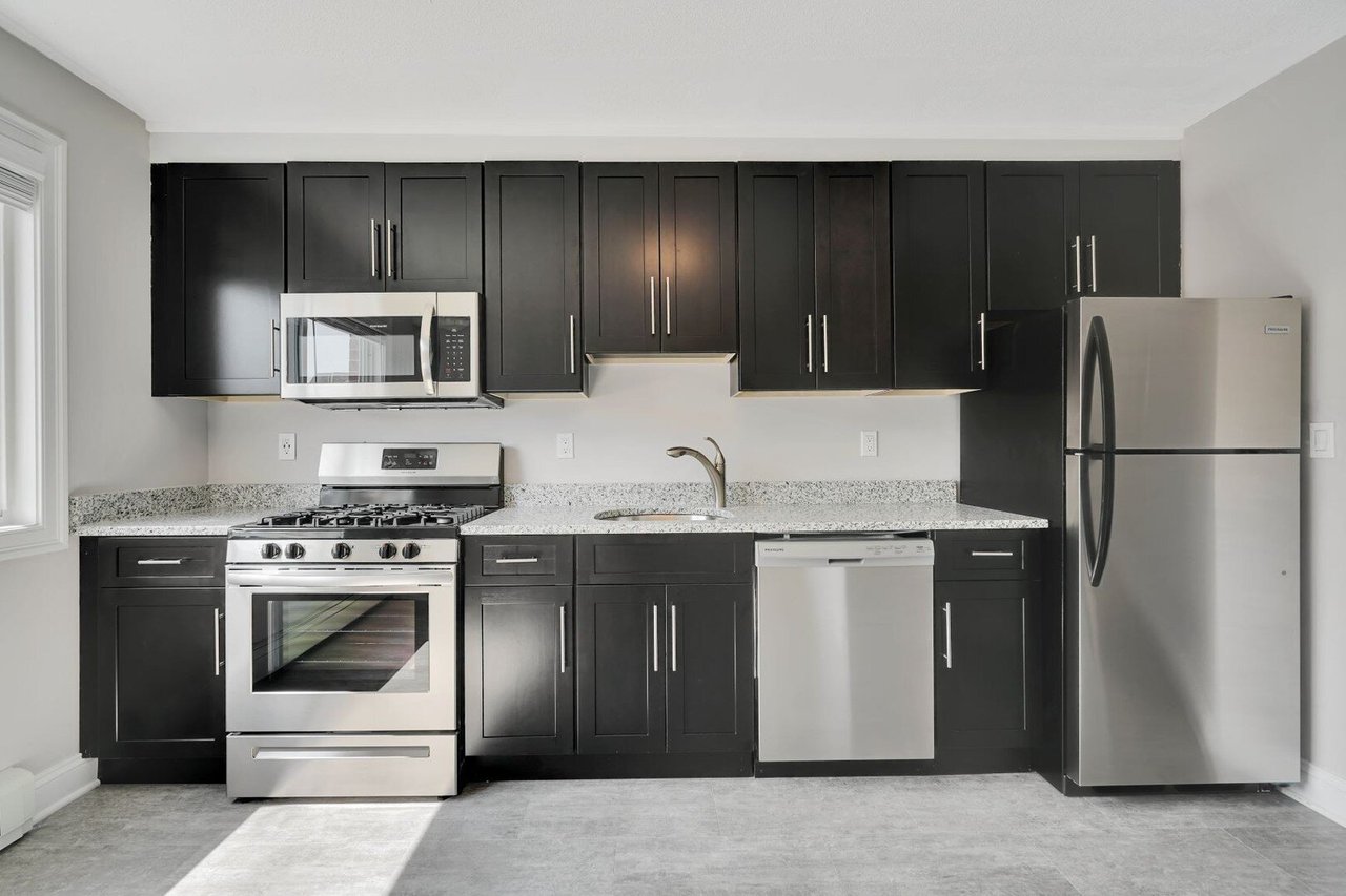 14 Bedford Avenue, Building 4 Unit 5 Norwalk, CT 06850