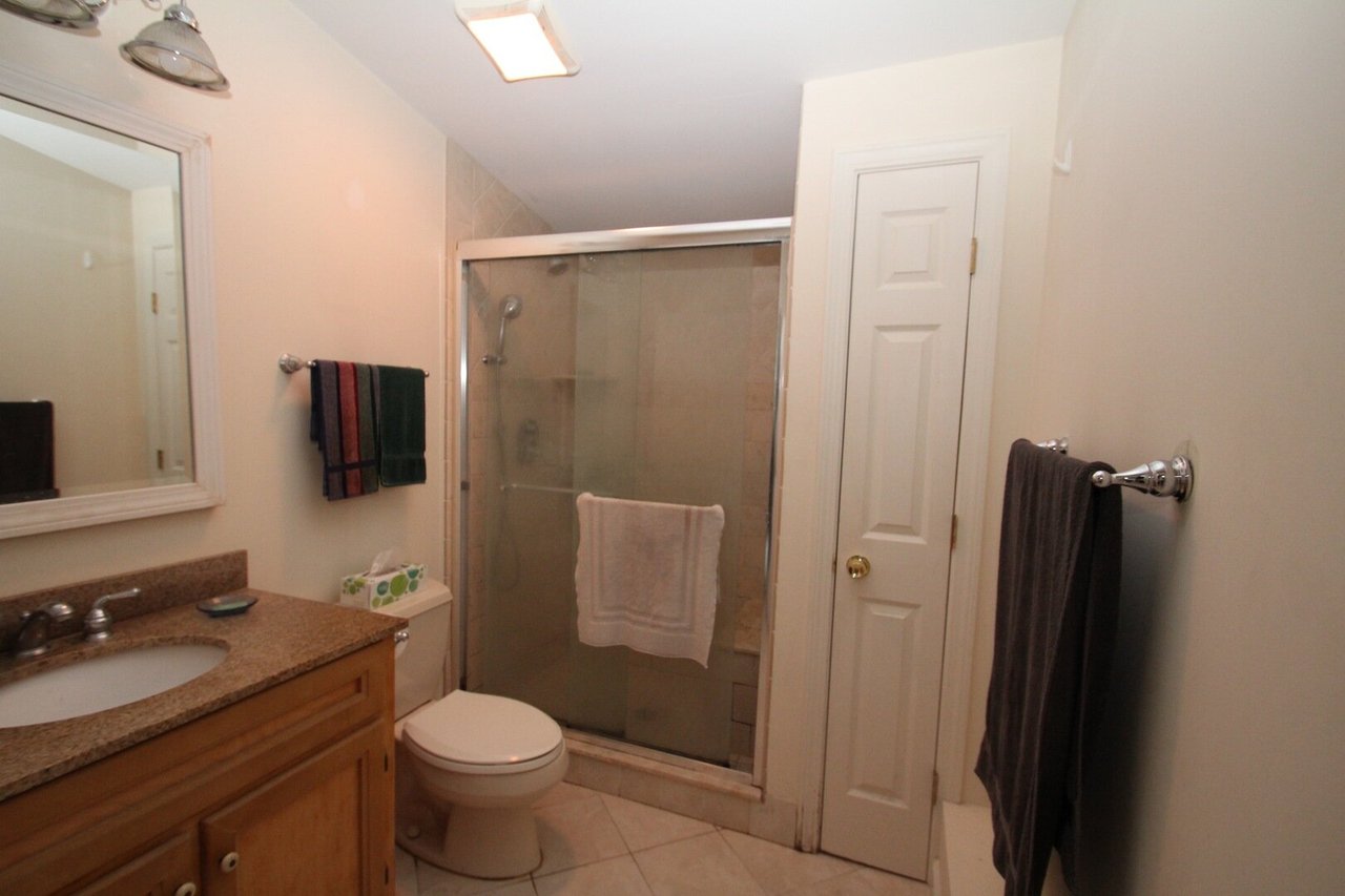 231 Rivergate Dr. Cottage Wilton, CT 06897
