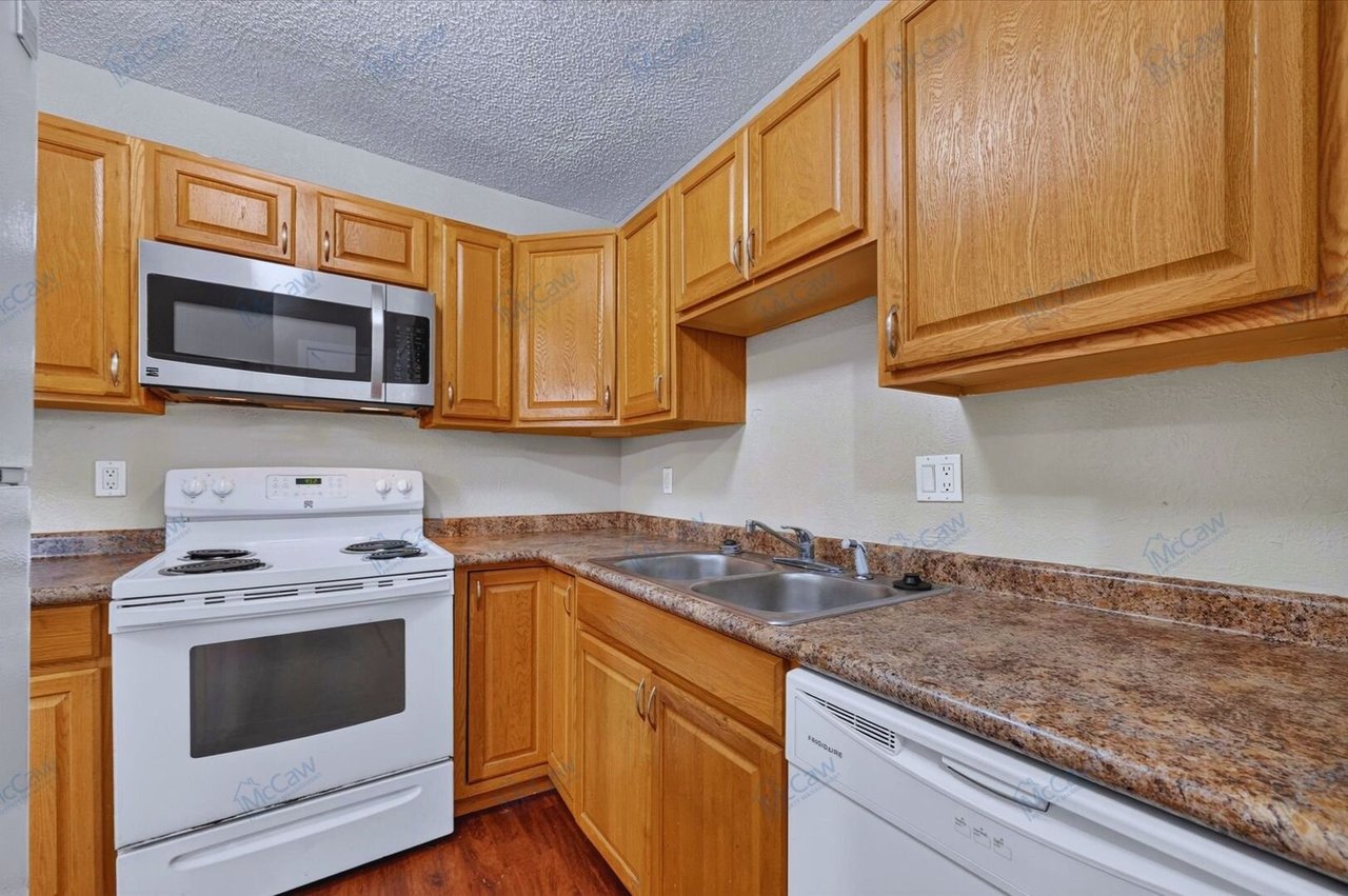 305 Cliff Dr. Garland, TX 75042