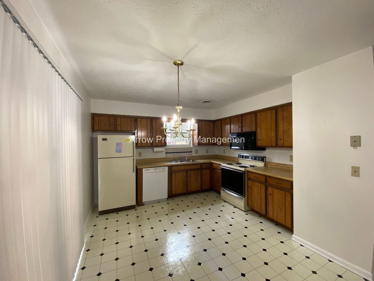 421 S Timber Drive Nashville, TN 37214