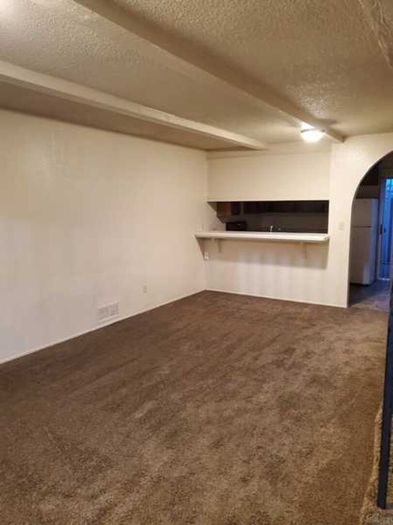 1301 Ensenada Drive #3 Modesto, CA 95355-2301