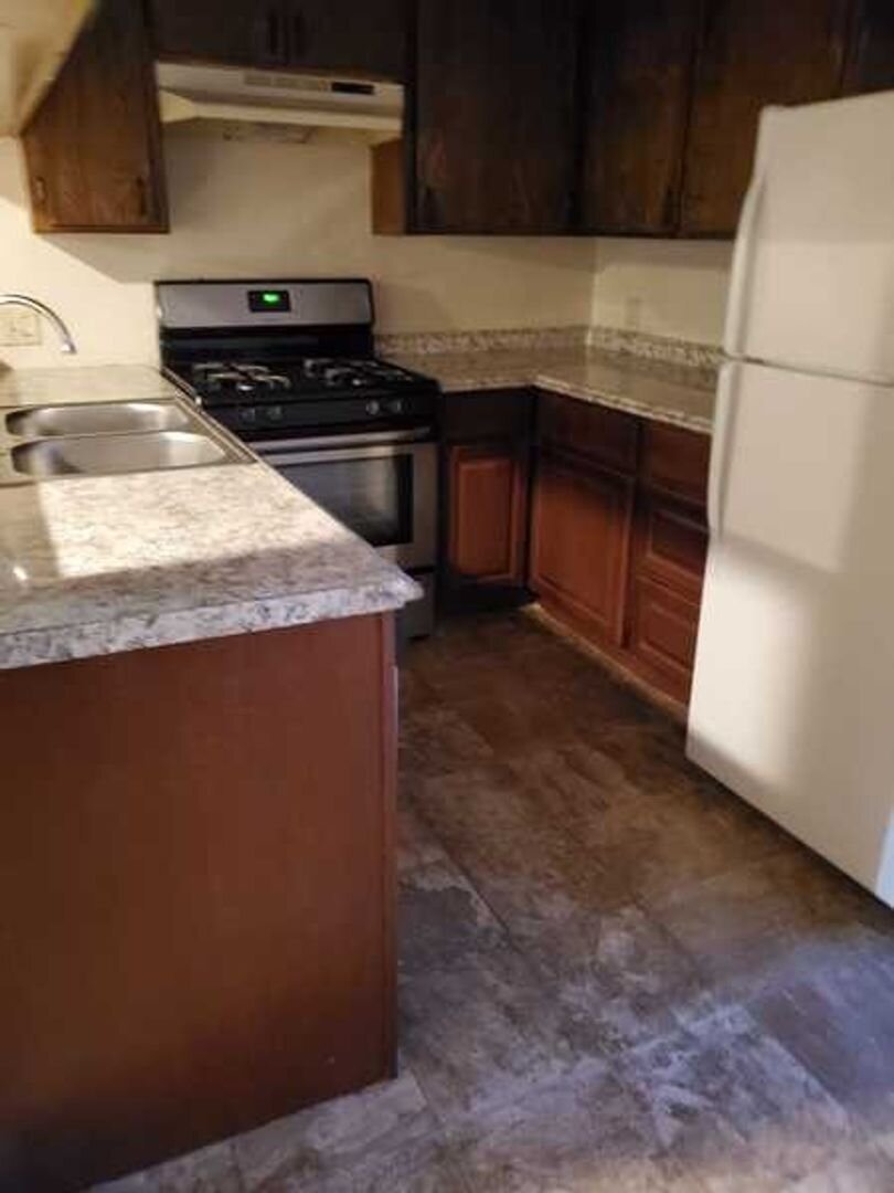 1301 Ensenada Drive #3 Modesto, CA 95355-2301