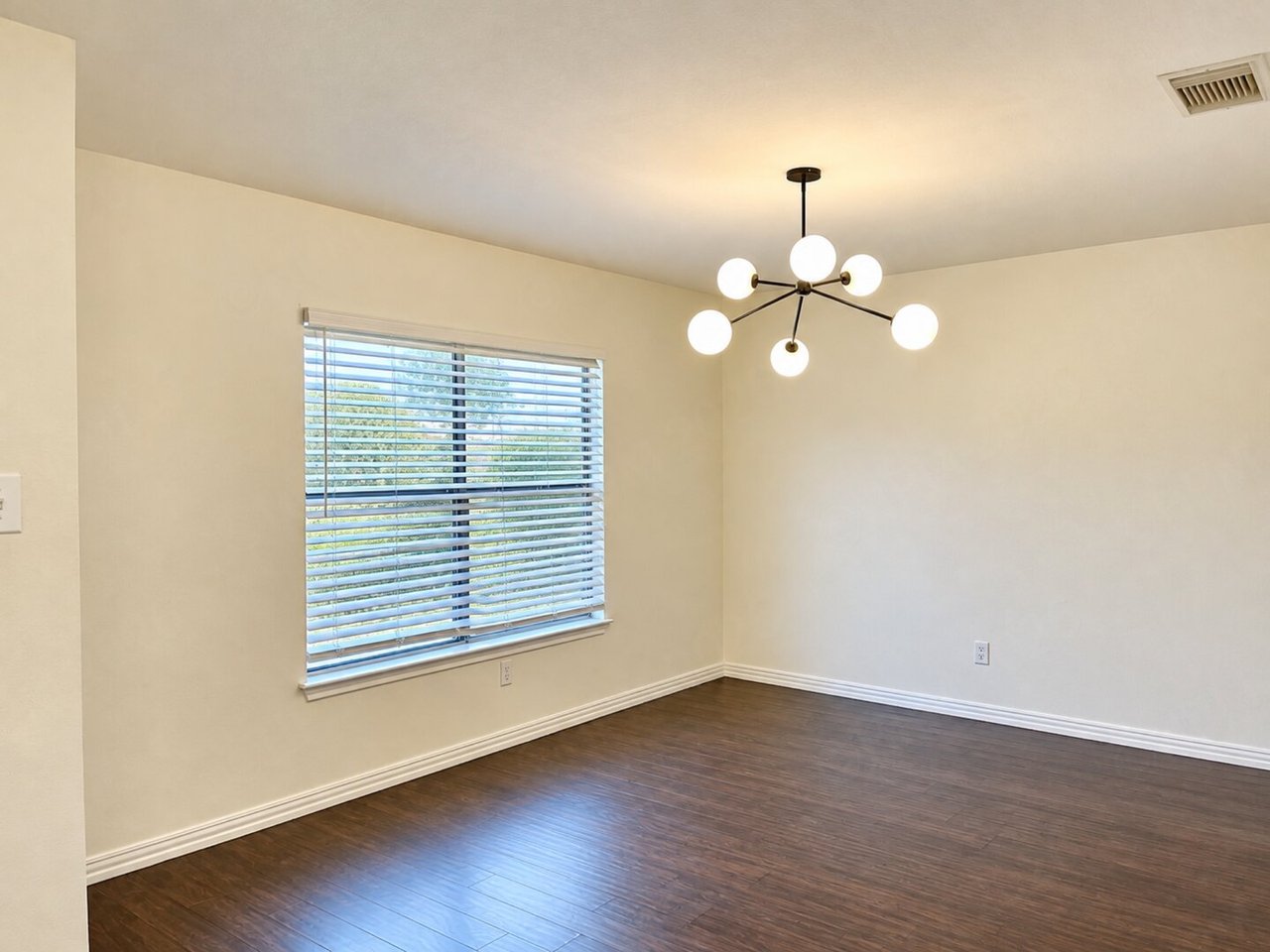 7914 Chestnut Barr Dr Converse, TX 78109