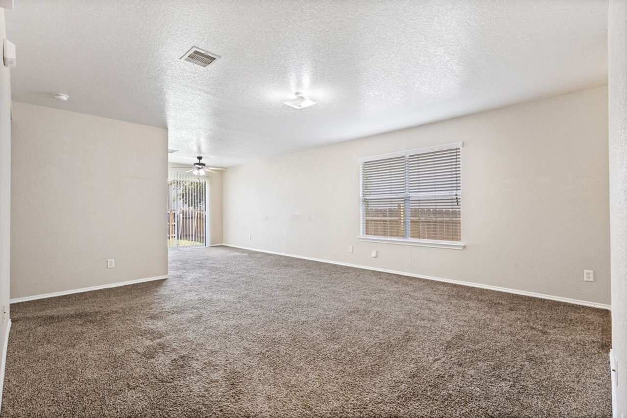10015 Bermuda Palm San Antonio, TX 78245
