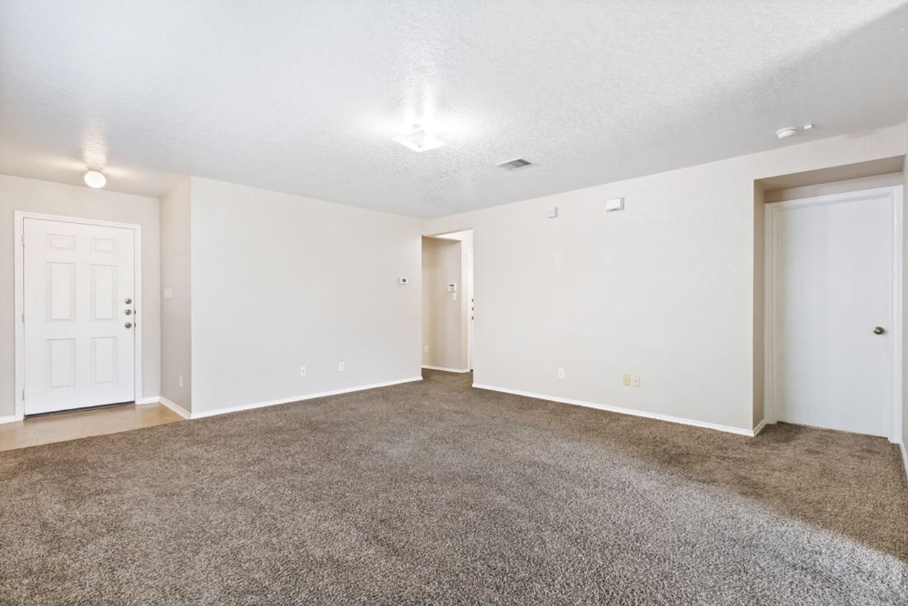 10015 Bermuda Palm San Antonio, TX 78245