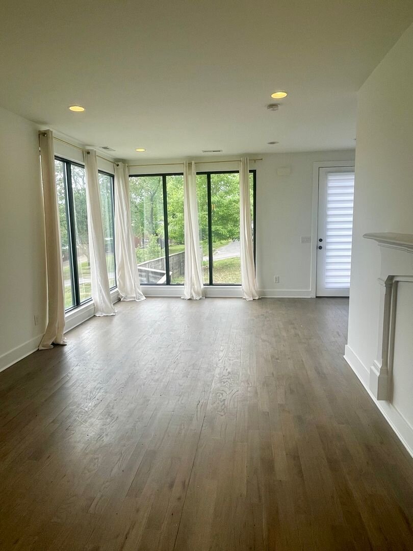 233 Riverside Dr. Nashville, TN 37206
