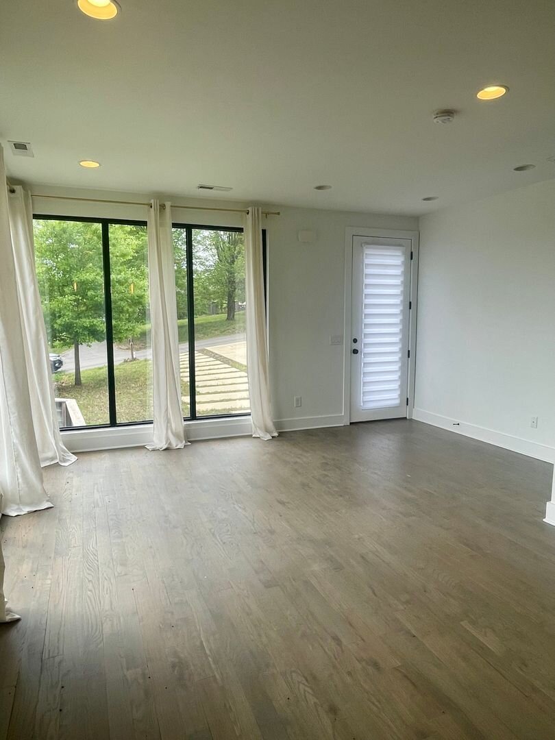 233 Riverside Dr. Nashville, TN 37206