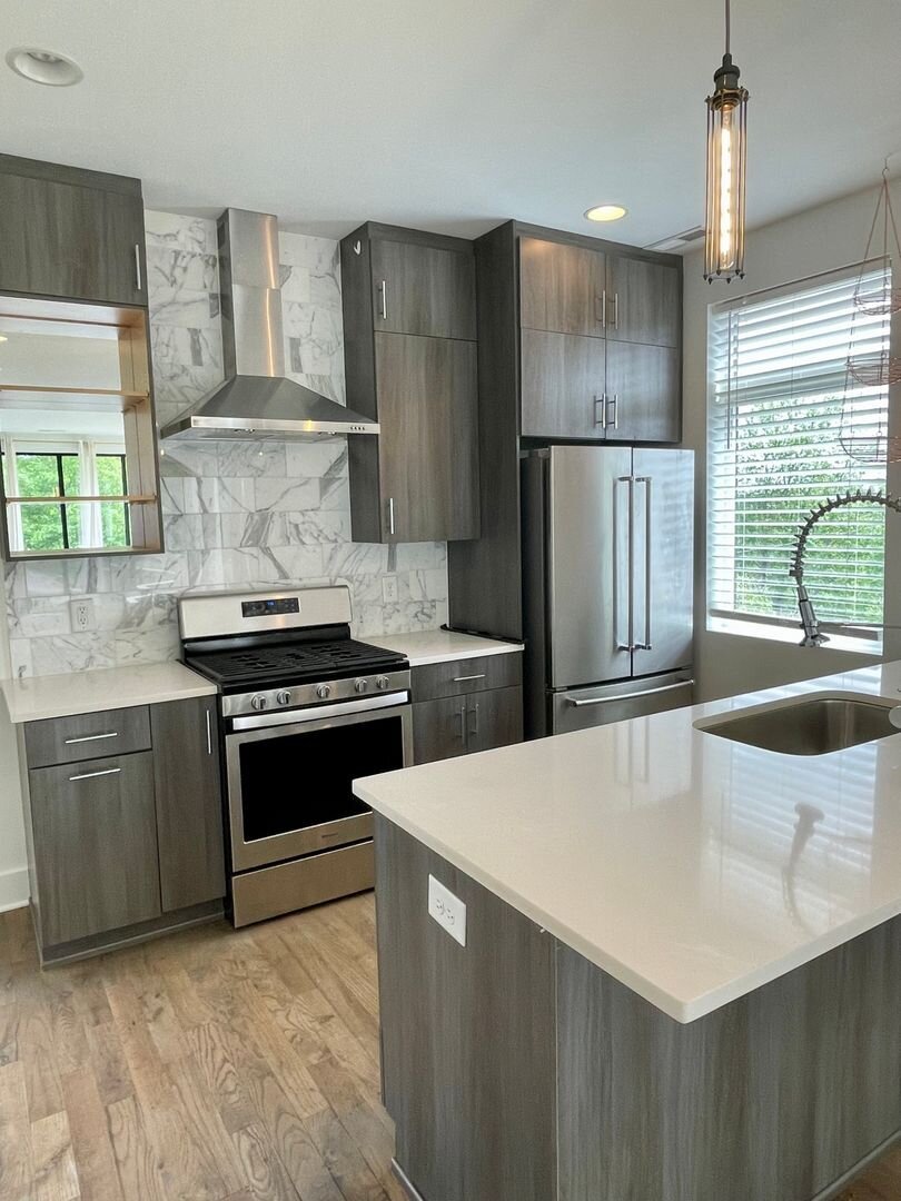 233 Riverside Dr. Nashville, TN 37206