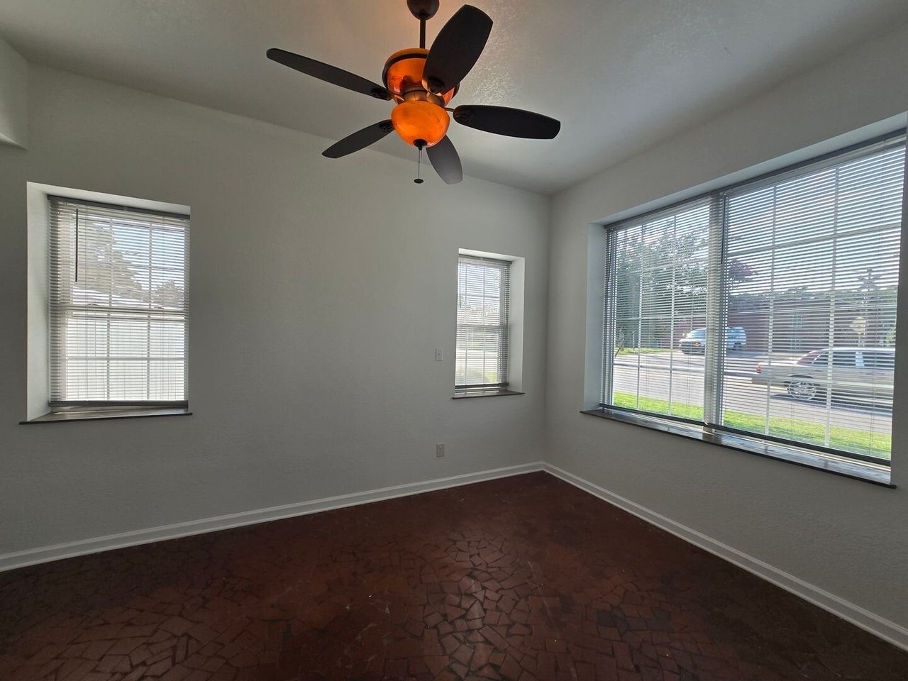 400 N Hughes - Unit 1 Elizabeth City, NC 27909
