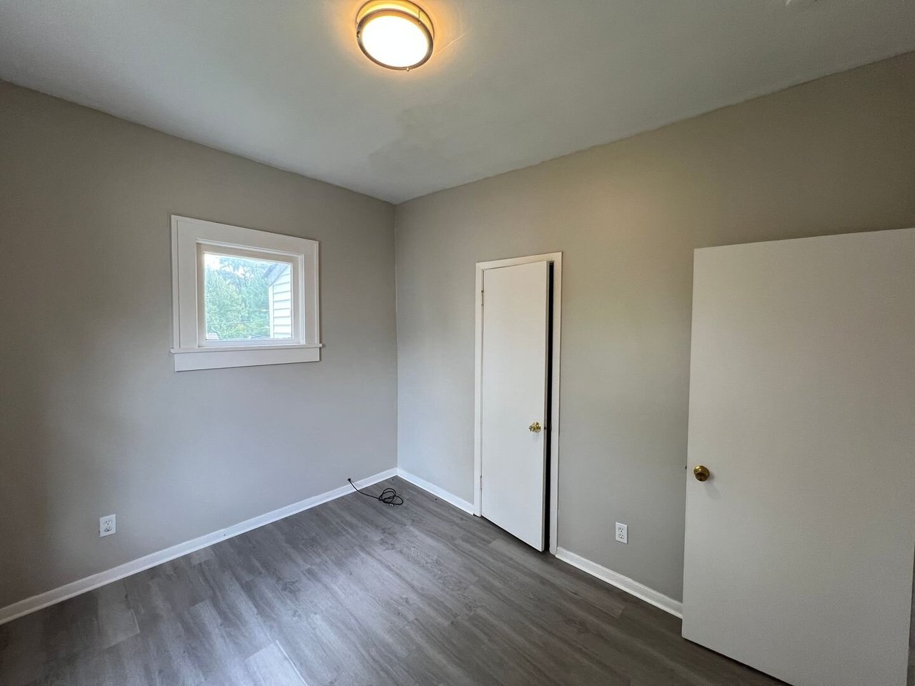 3293 E 121st Street - Up Unit
