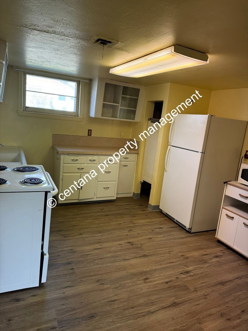 2001 Thomas - Downstairs Butte, MT 59701