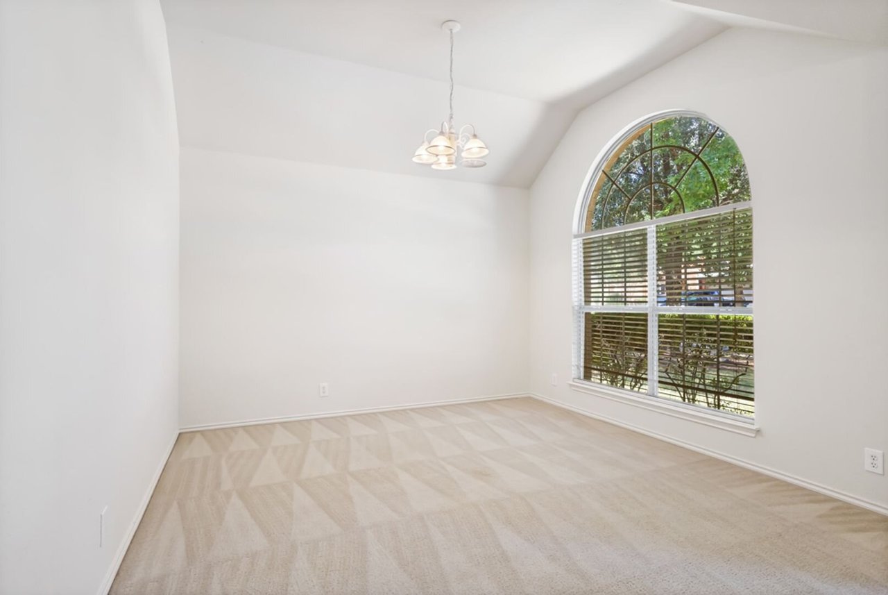 24415 Flint Creek San Antonio, TX 78255
