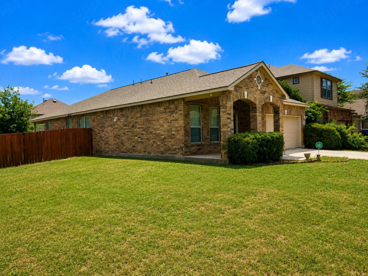2342 Jarve Valley San Antonio, TX 78251