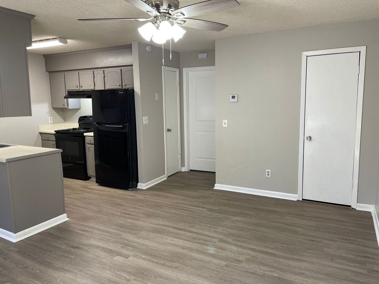 1903 Holmes Street Unit 9