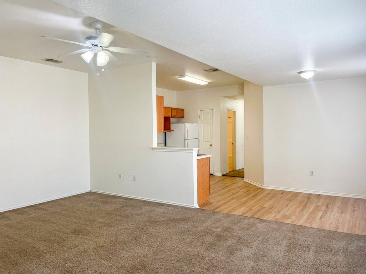 15418 Kamary Lane San Antonio, TX 78247