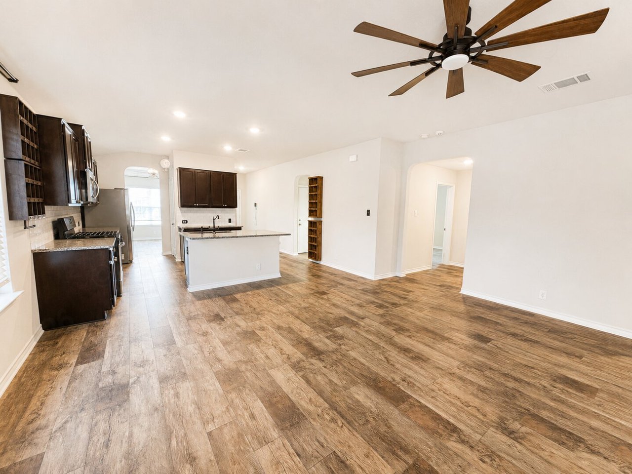 6711 Hoffman Plain San Antonio, TX 78252